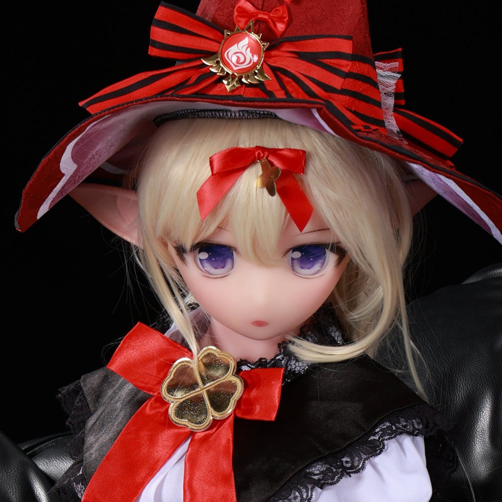 SMALL BREAST SEX DOLL